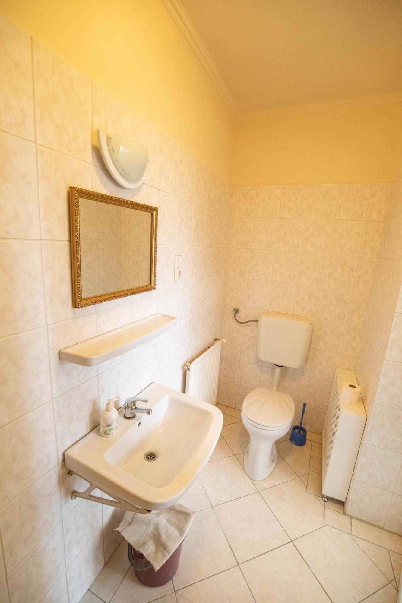 Art Maganszallashely Debrecen Room photo